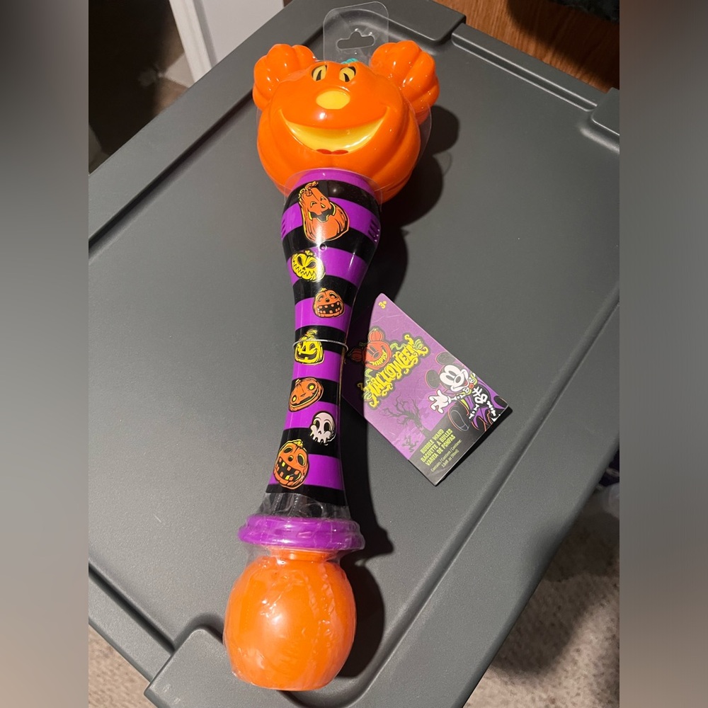 MNSSHP Disney Mickey Halloween Bubble Wand 2024 NEW wrapped in package unopened